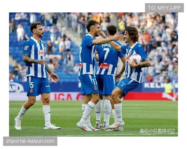 瓦伦西亚客场战术调整见效 防守反击效率高于主场